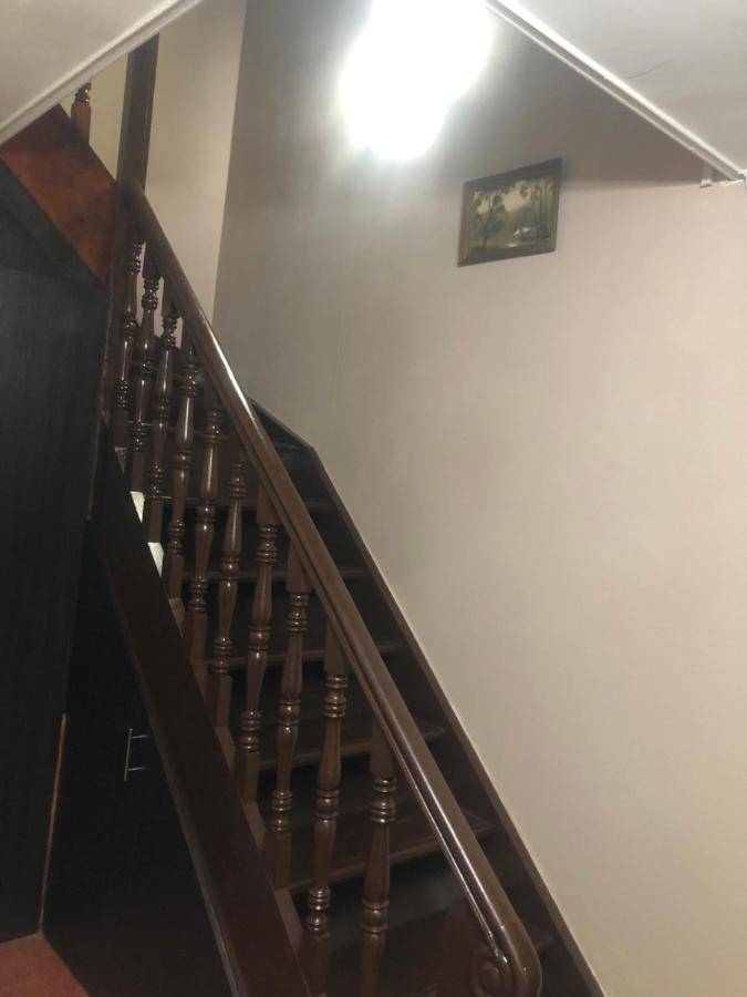 Friends Hostel คีชีเนา ภายนอก รูปภาพ